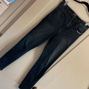 Abercrombie & Fitch skinny jeans.